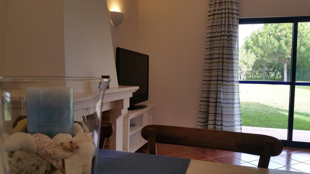 Apartamentos Clube Da Bemposta アルヴォル エクステリア 写真